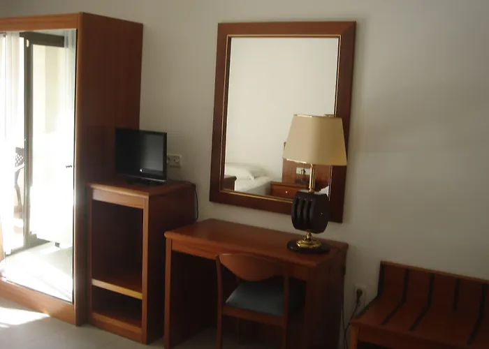 Del Mar מלון יורט דה מאר